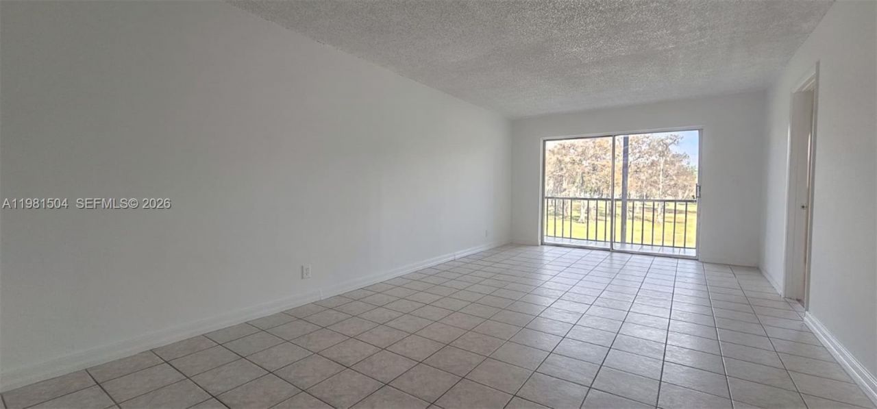 7911 N Colony Cir N , Unit 202, Tamarac, FL 33321 Photo