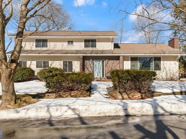 21 Olsen Rd, Peabody, MA 01960