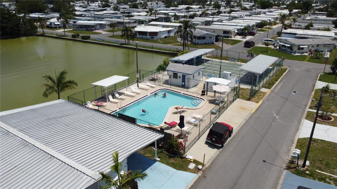 1007 50th Avenue W, Bradenton, FL 34207 Photo