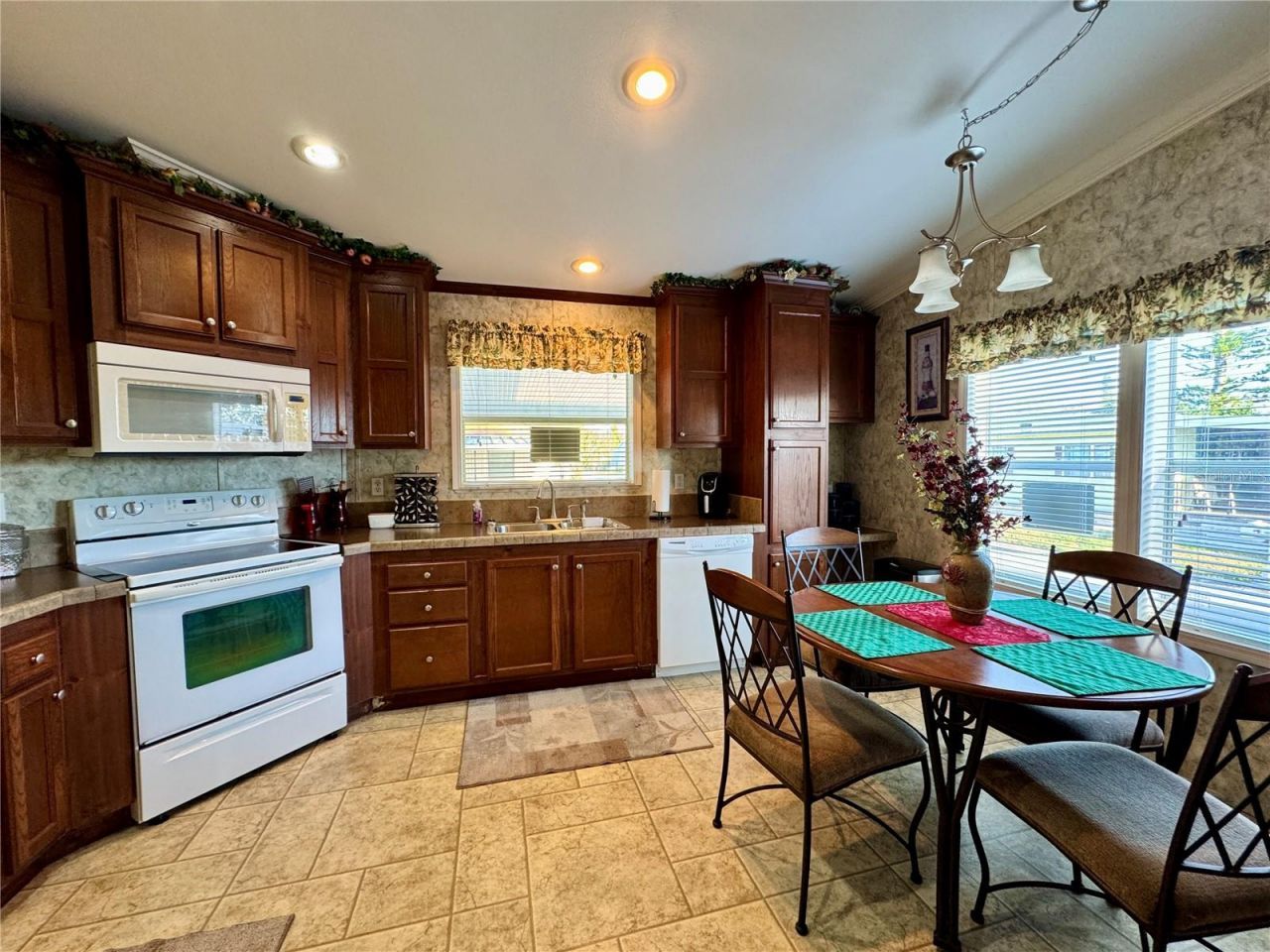 1007 50th Avenue W, Bradenton, FL 34207 Photo