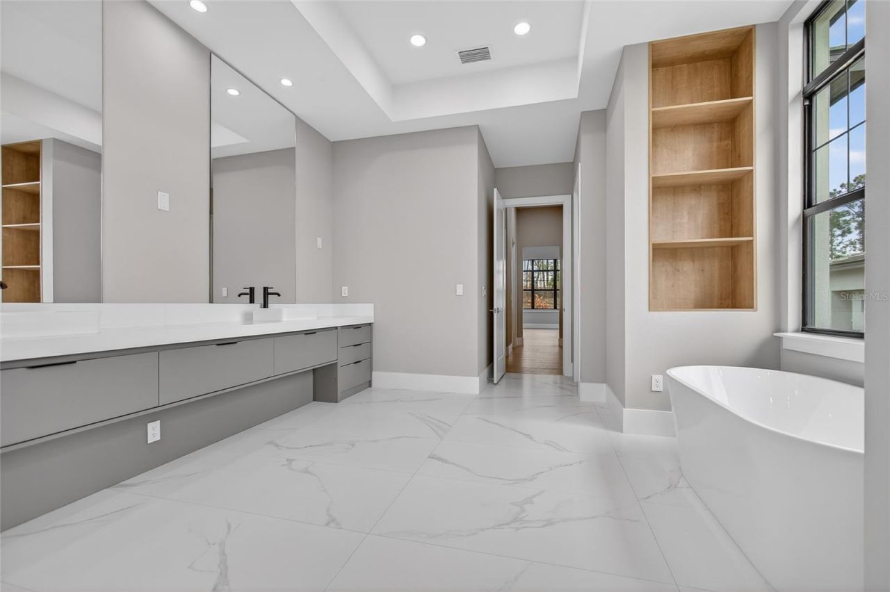 16130 Pendio Drive , Bella Collina, FL 34756 Photo