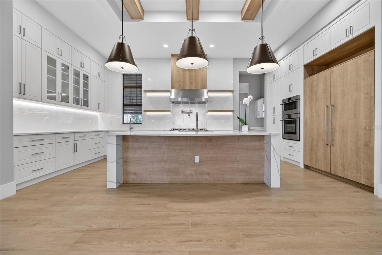 16130 Pendio Drive , Bella Collina, FL 34756 Photo