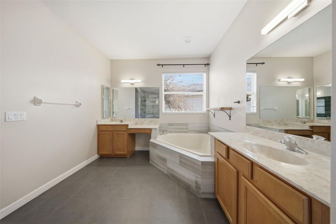 8455 Dover View Lane , Orlando, FL 32829 Photo