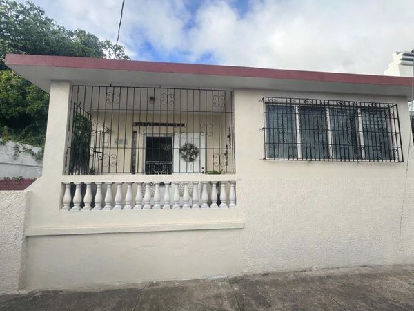 49 VICENTE PALES, GUAYAMA, PR 00784