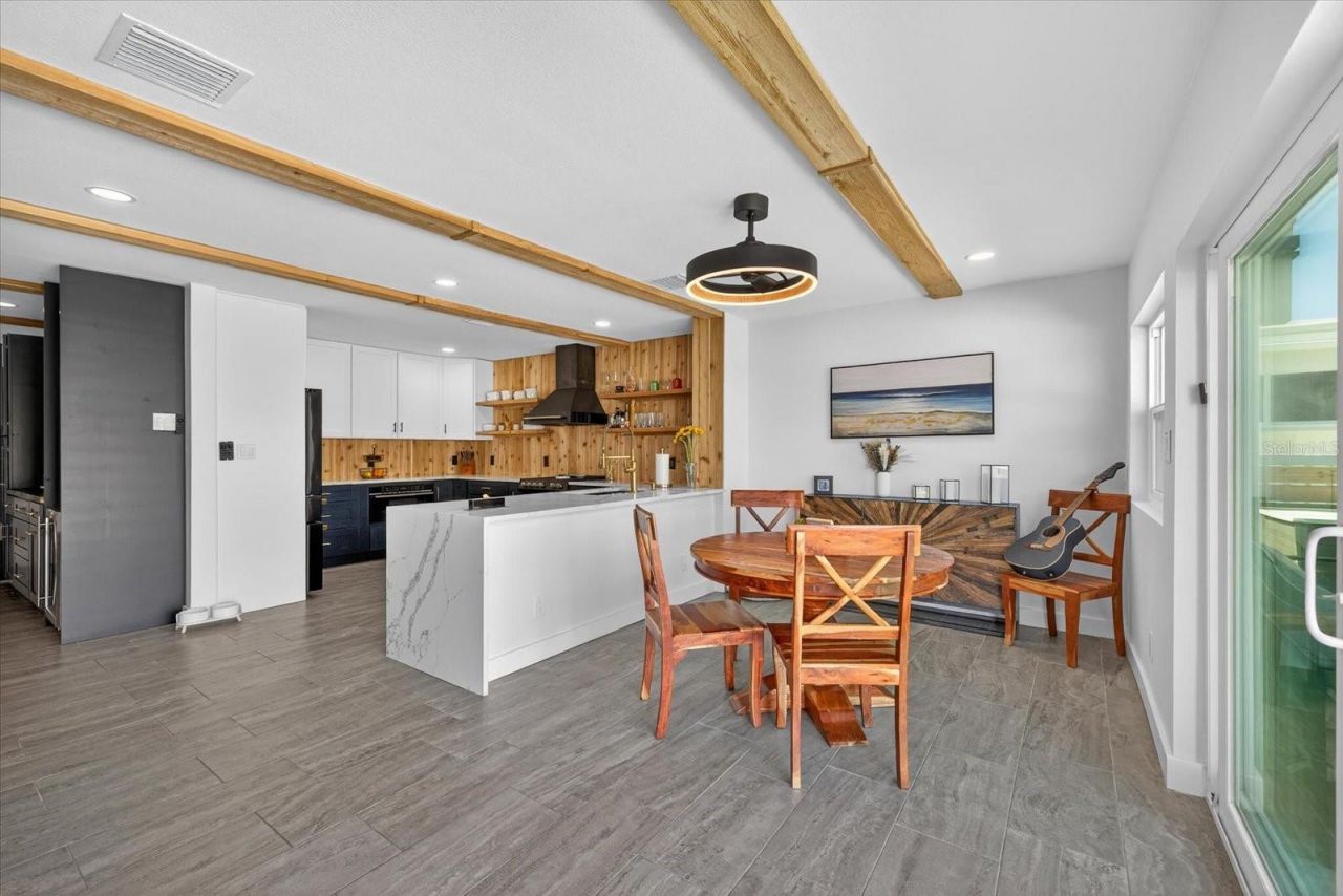 16111 5th Street E, Redington Beach, FL 33708 Photo