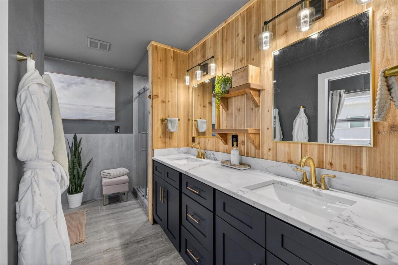 16111 5th Street E, Redington Beach, FL 33708 Photo