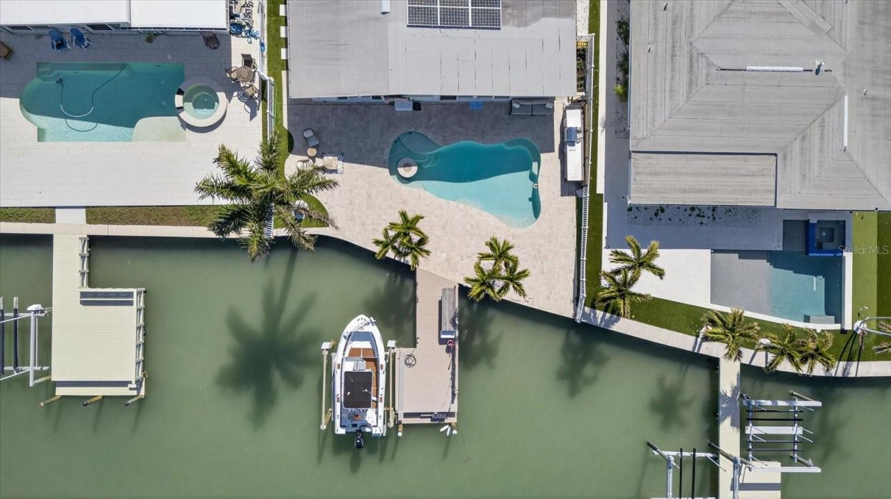 16111 5th Street E, Redington Beach, FL 33708 Photo