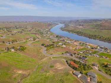 1780 Cherry Street, Clarkston, WA 99403