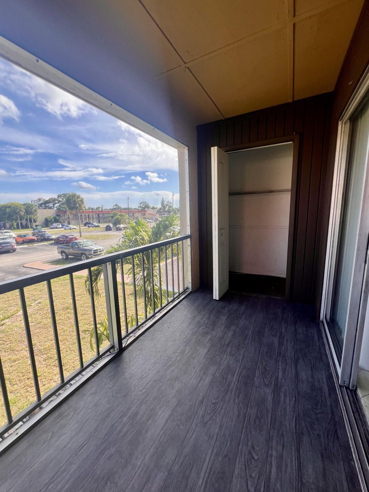 6034 Forest Hill Boulevard, Unit 209, West Palm Beach, FL 33415 Photo
