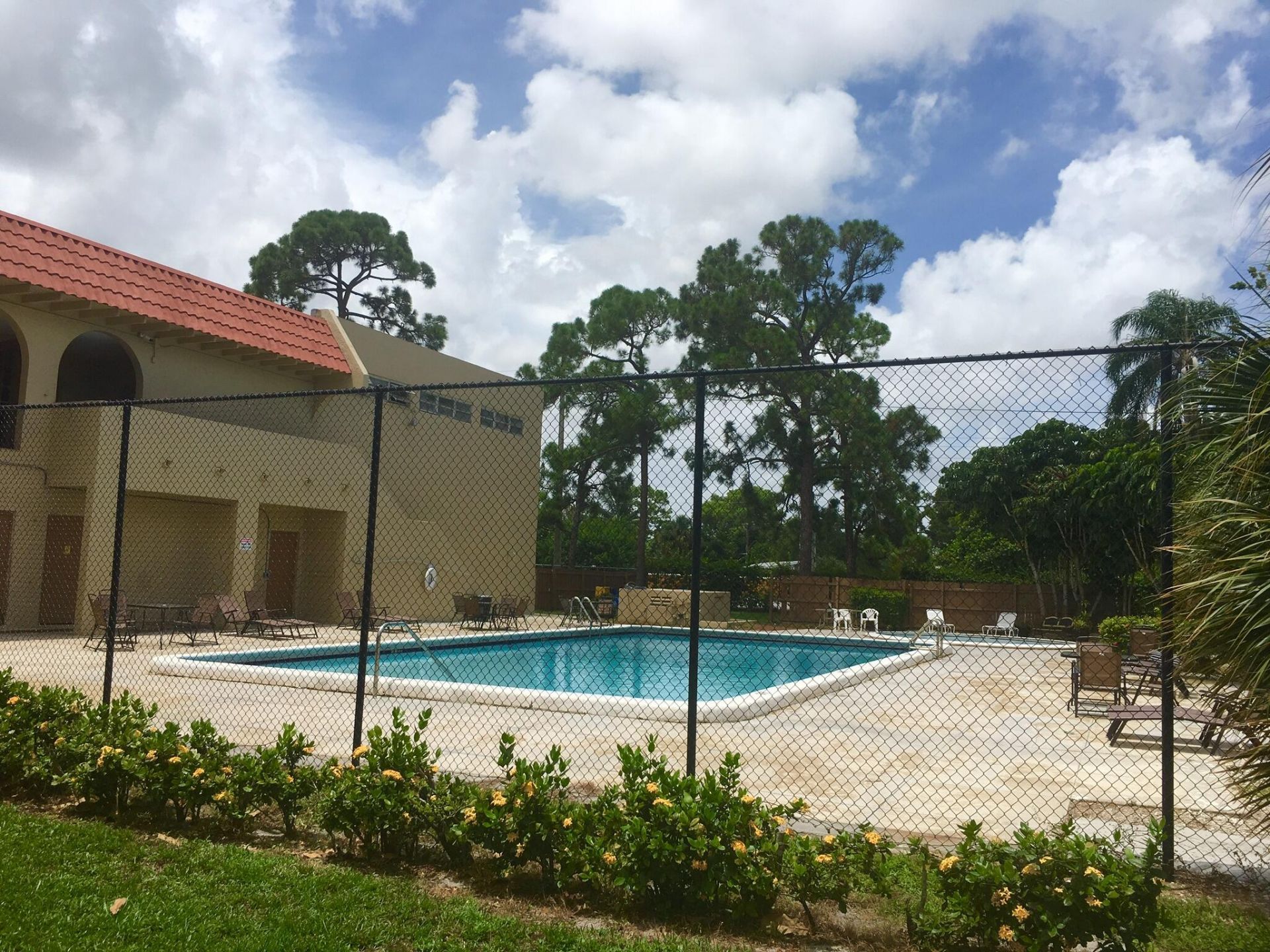 6034 Forest Hill Boulevard, Unit 209, West Palm Beach, FL 33415 Photo