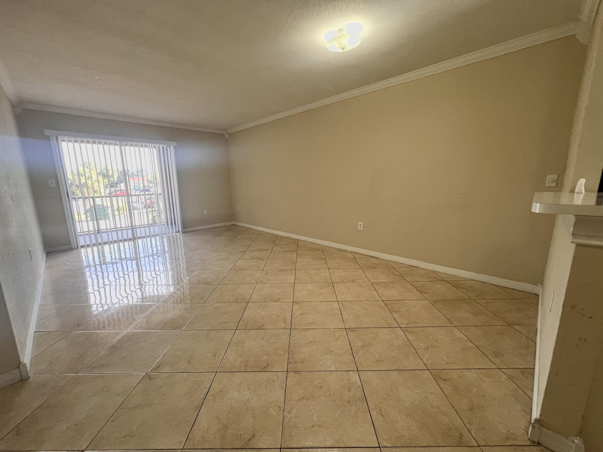 6034 Forest Hill Boulevard, Unit 209, West Palm Beach, FL 33415 Photo