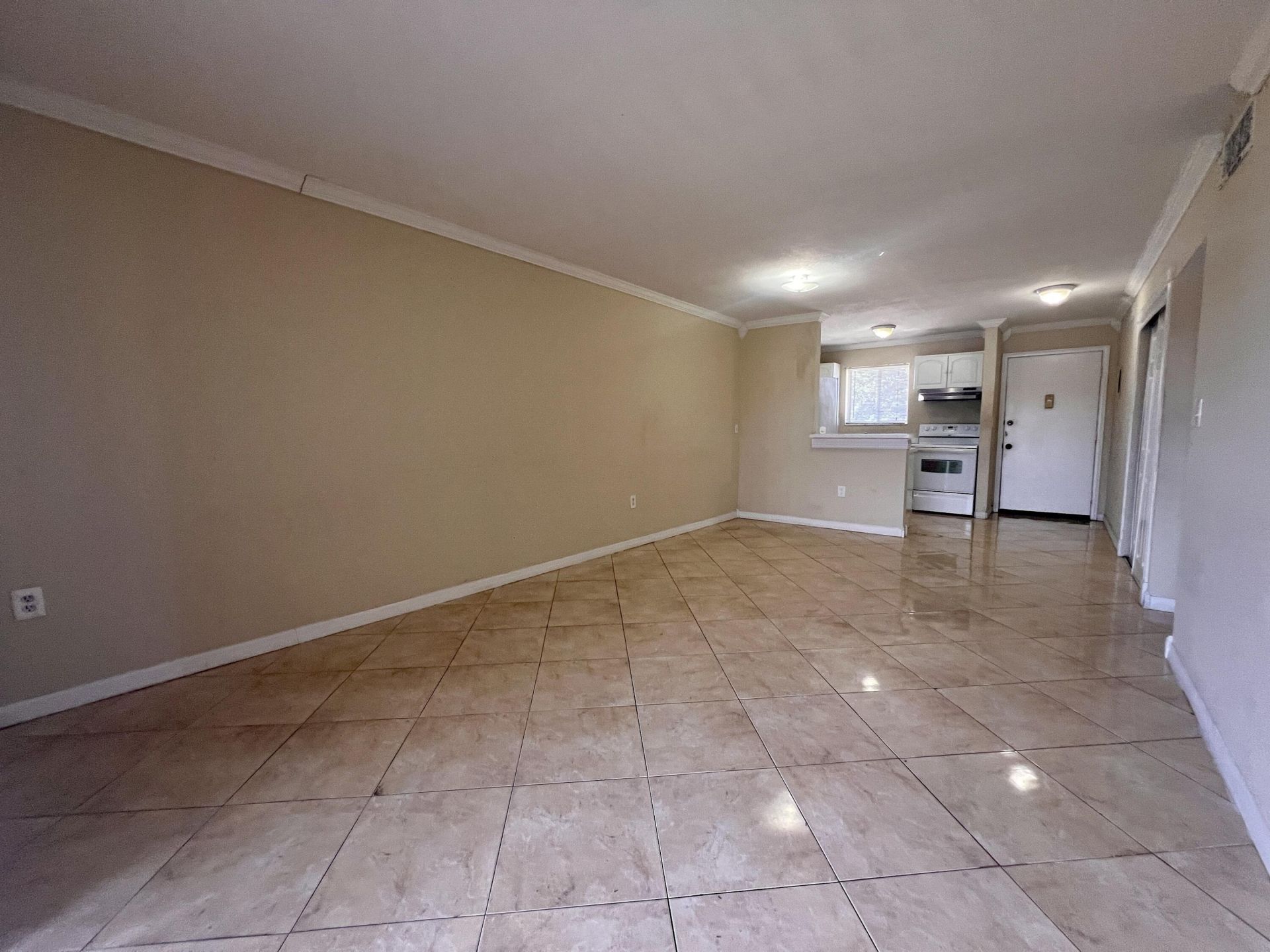 6034 Forest Hill Boulevard, Unit 209, West Palm Beach, FL 33415 Photo
