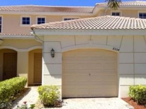 8554 Athena CT , LEHIGH ACRES, FL 33971