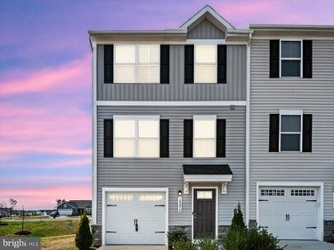 18256 CAPITAL COURT, RUTHER GLEN, VA 22546