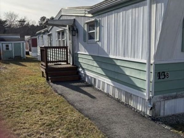 305 Turnpike, Unit 13B, Easton, MA 02375