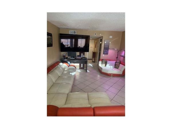 994 La Costa, Unit N101, Corona, CA 92879