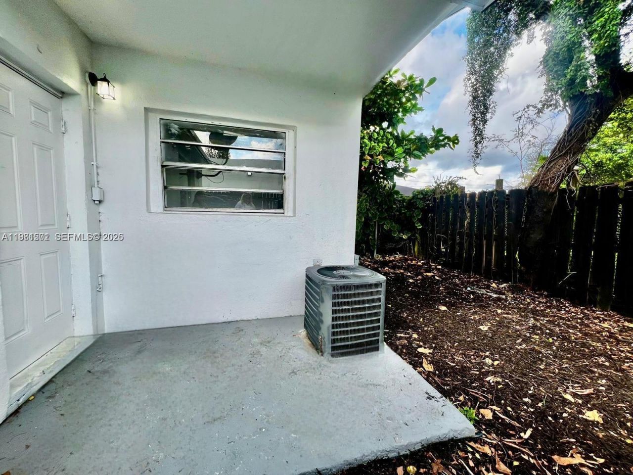 1601 NW 50th St , Miami, FL 33142 Photo