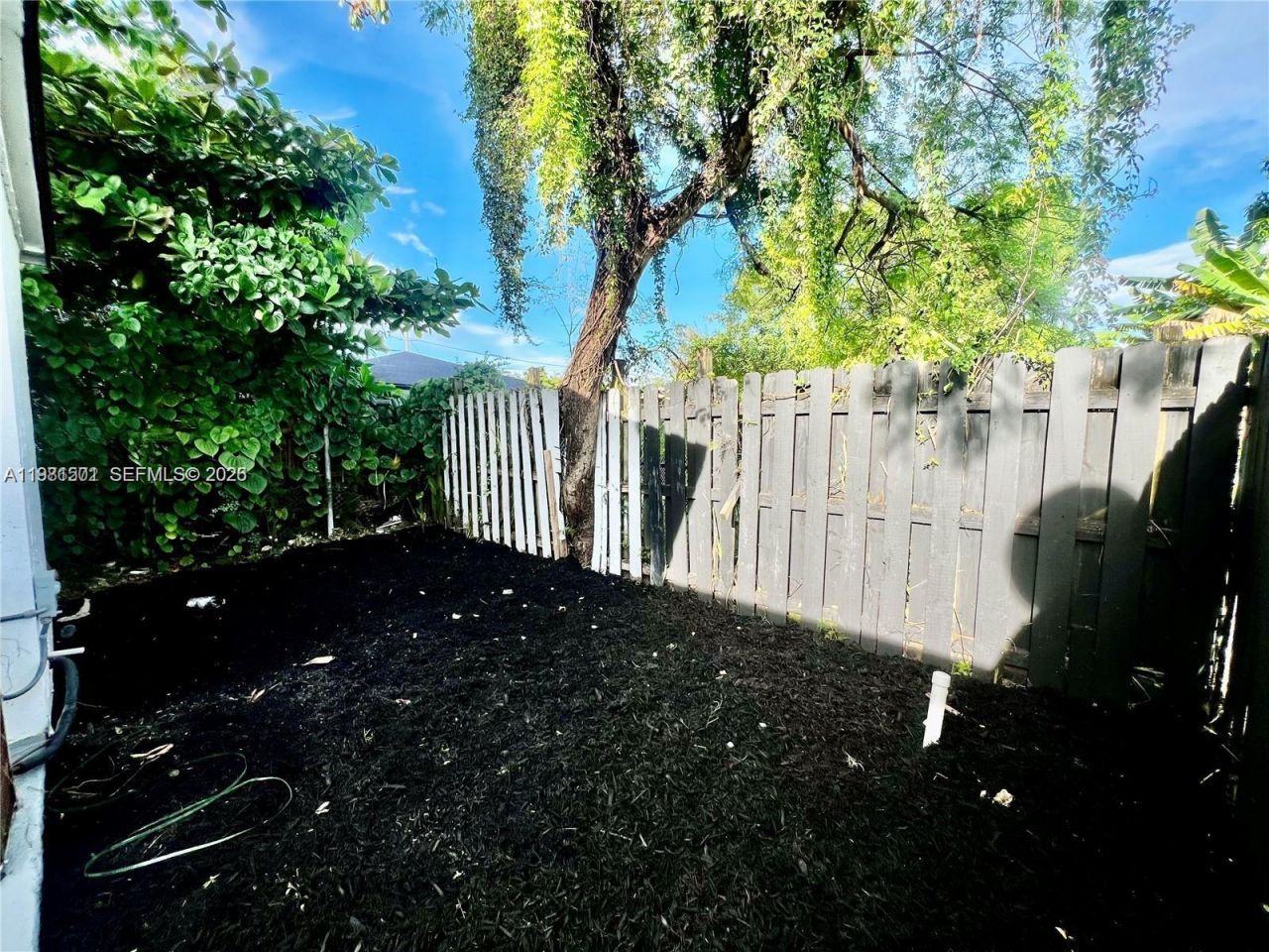 1601 NW 50th St , Miami, FL 33142 Photo