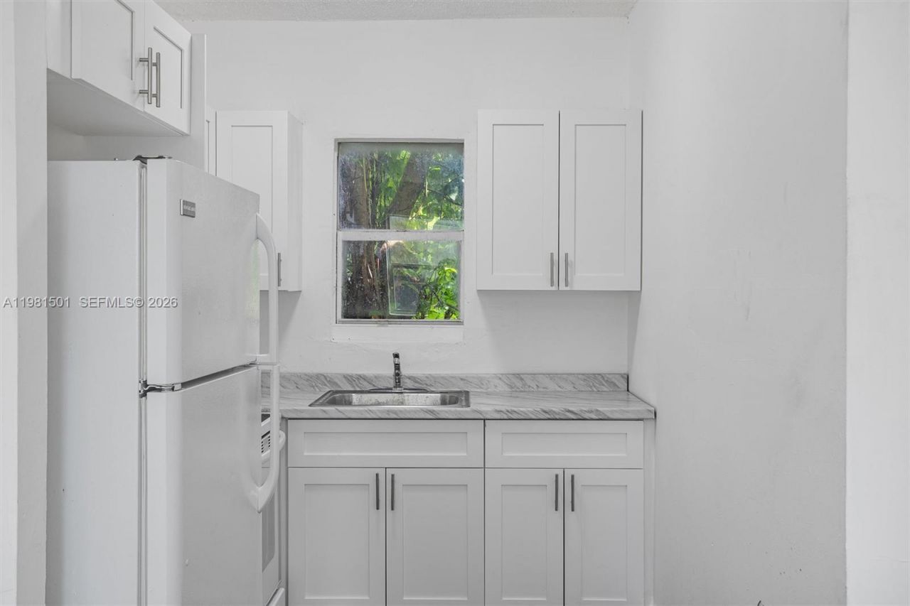 1601 NW 50th St , Miami, FL 33142 Photo