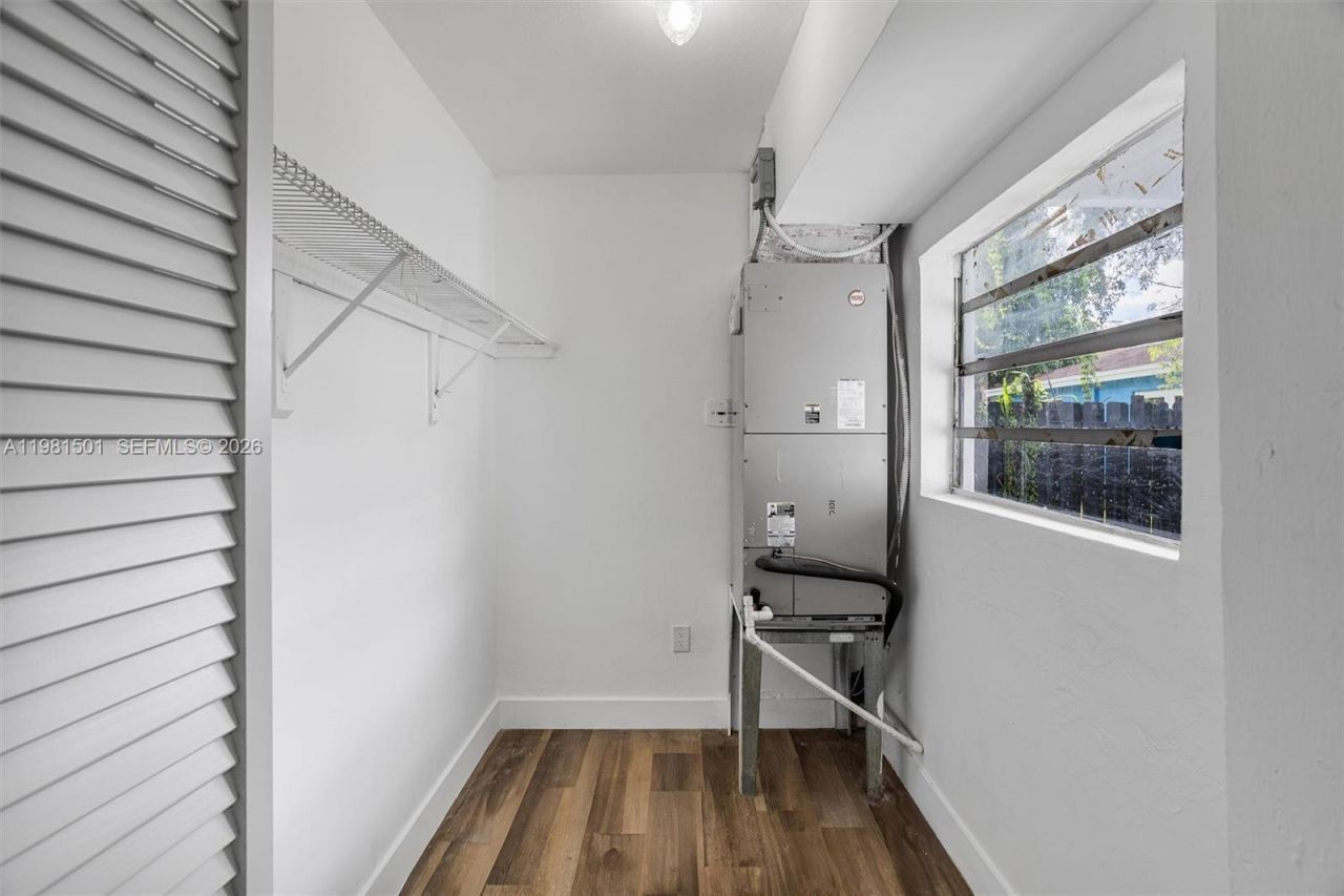 1601 NW 50th St , Miami, FL 33142 Photo