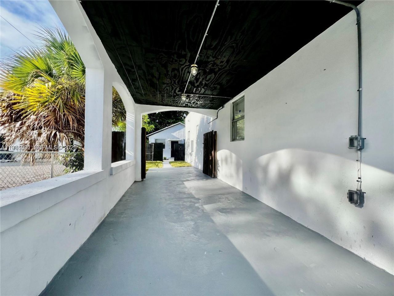 1601 NW 50th St , Miami, FL 33142 Photo