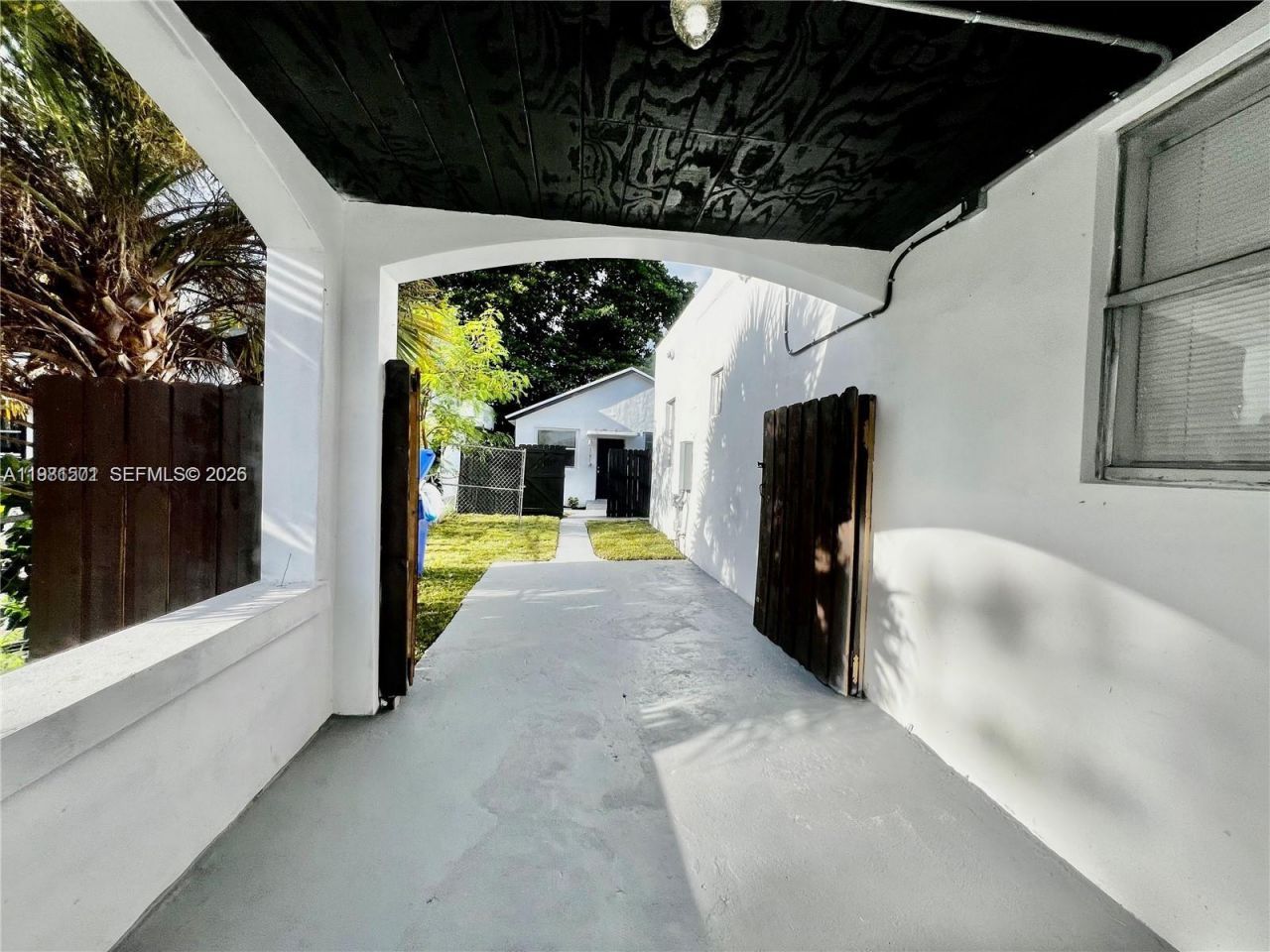 1601 NW 50th St , Miami, FL 33142 Photo