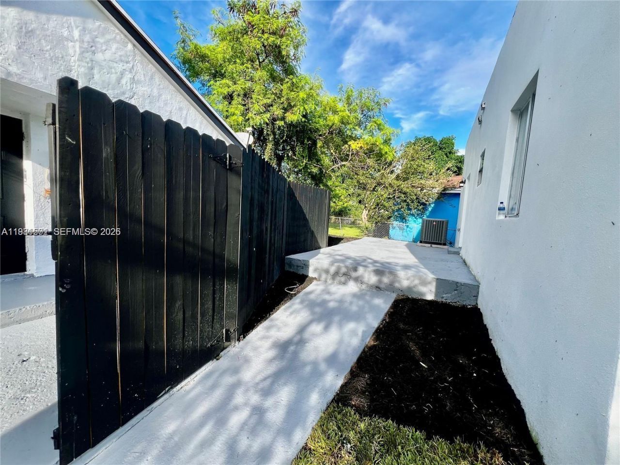 1601 NW 50th St , Miami, FL 33142 Photo