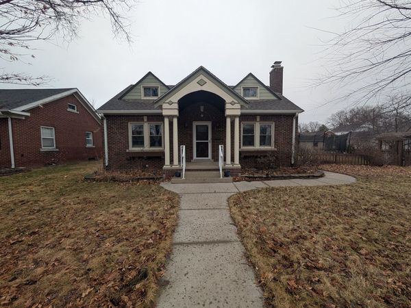2915 24th Avenue A Street, Moline, IL 61265