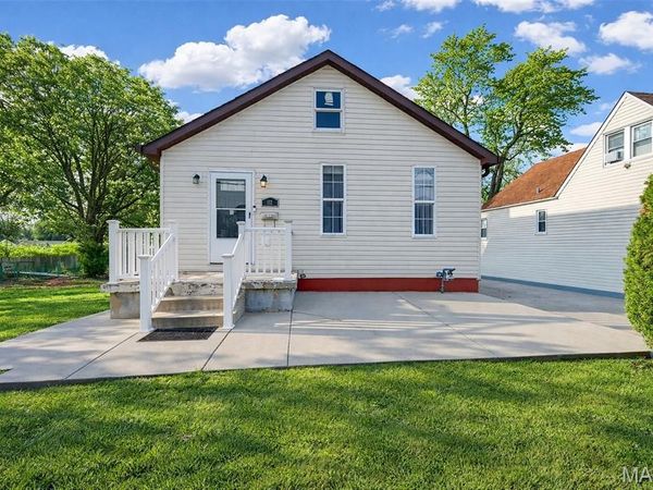 112 E Arlee Avenue, St Louis, MO 63125