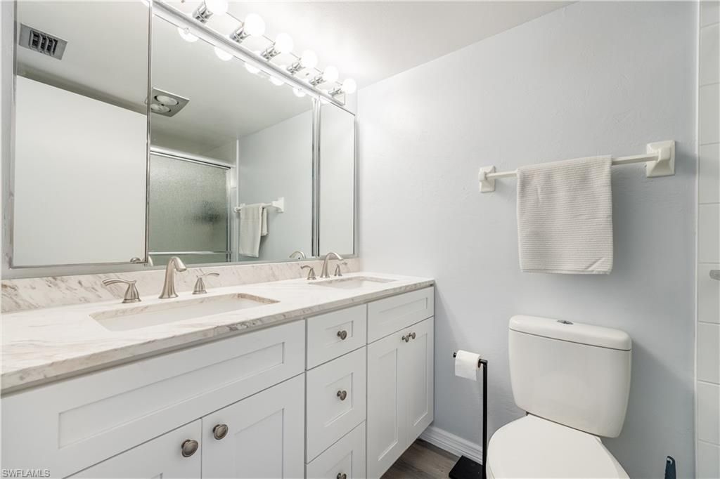 8761 Lueck Ln , Unit 3, Fort Myers, FL 33919 Photo