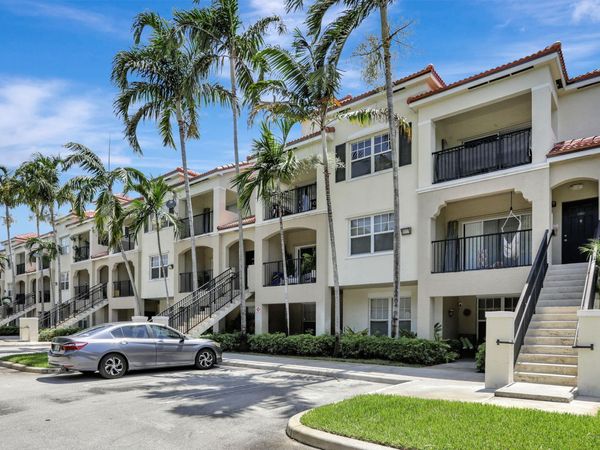 5860 W Sample Road, Unit 202, Coral Springs, FL 33067