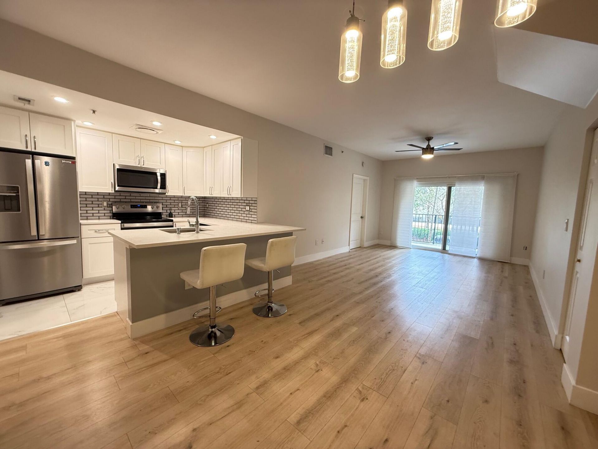 5860 W Sample Road, Unit 202, Coral Springs, FL 33067 Photo