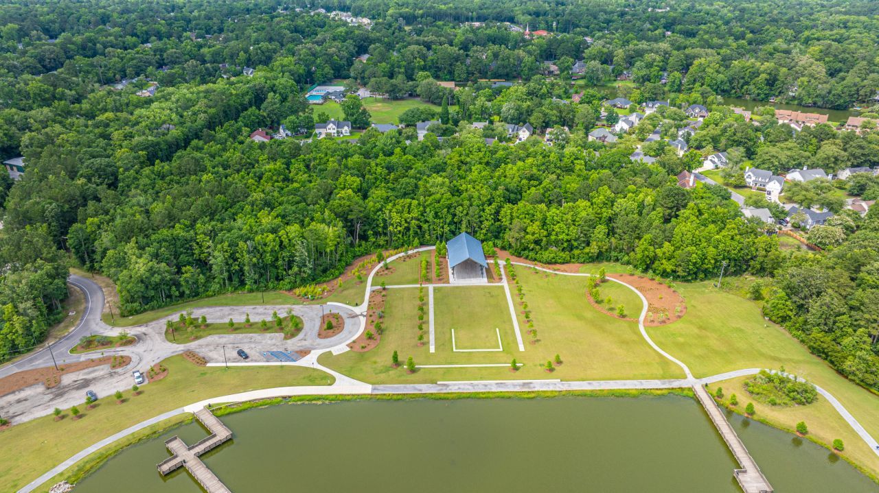 113 Hampton Drive Photo 34