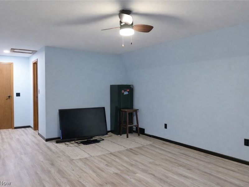 5802 Russia Road, South Amherst, OH 44001 Photo 27