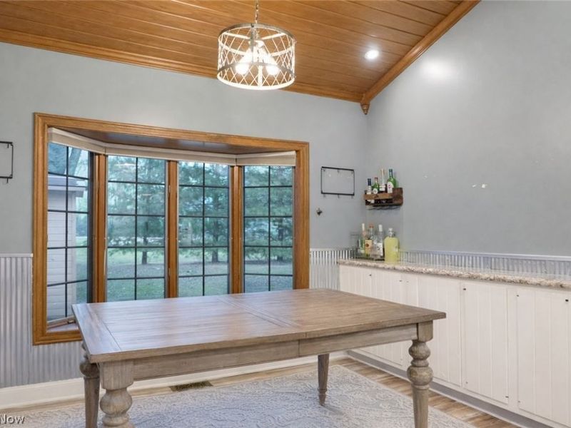 5802 Russia Road, South Amherst, OH 44001 Photo 7