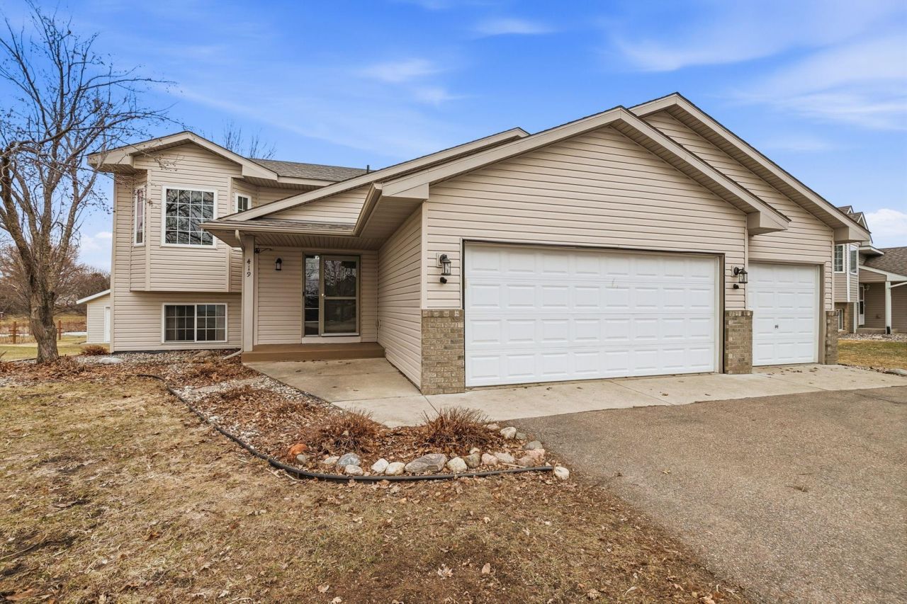 419 Lake Drive, Winsted, MN 55395 Main Photo