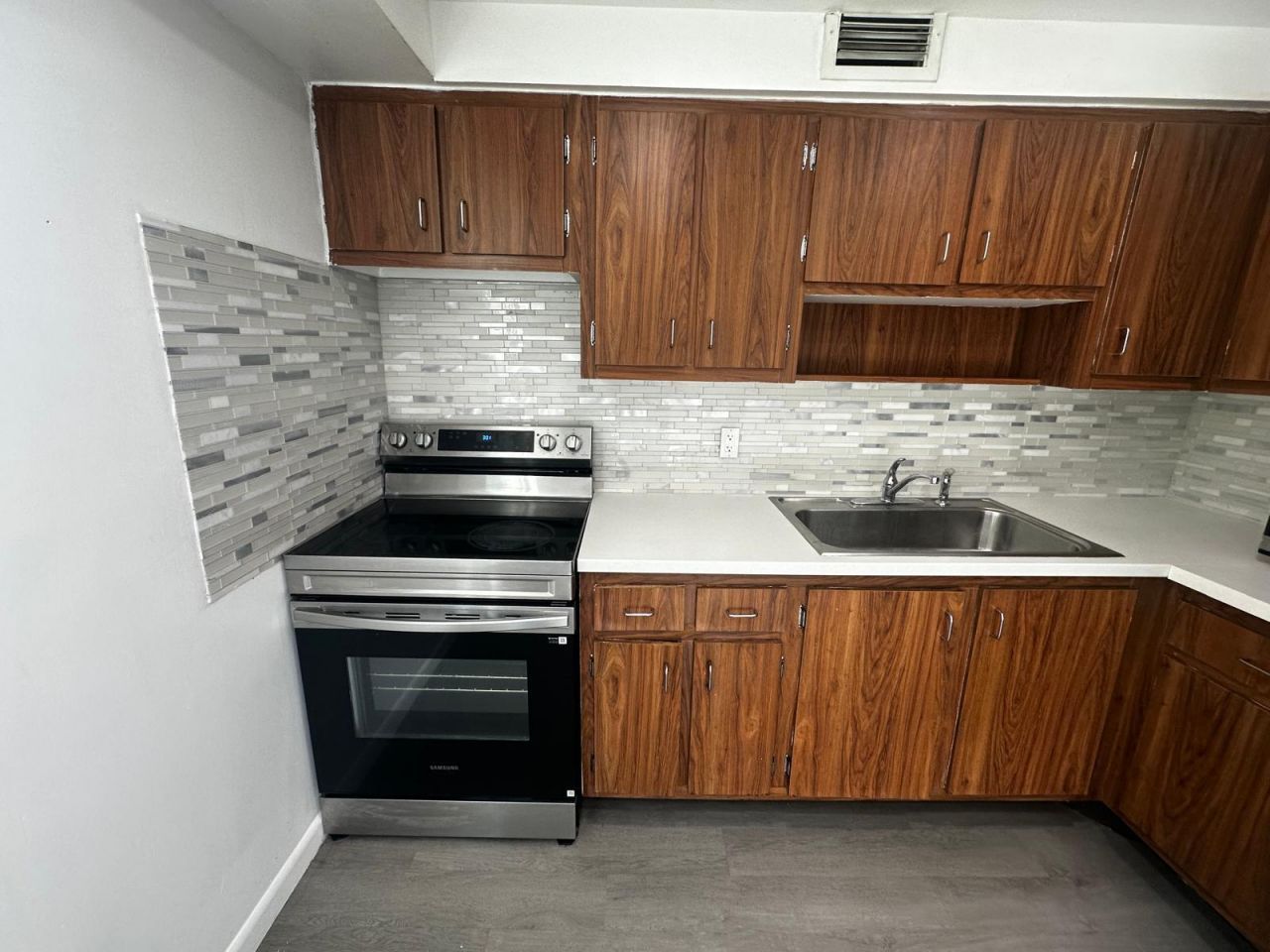 23 SE 12th Street, Unit 103, Dania Beach, FL 33004 Photo