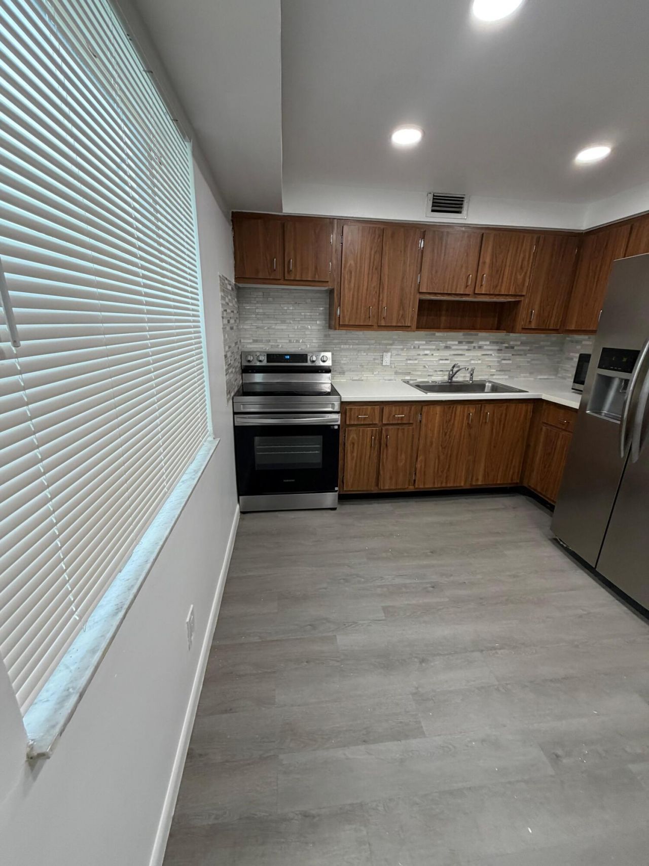 23 SE 12th Street, Unit 103, Dania Beach, FL 33004 Photo