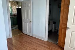 509 Henry Street photo 4