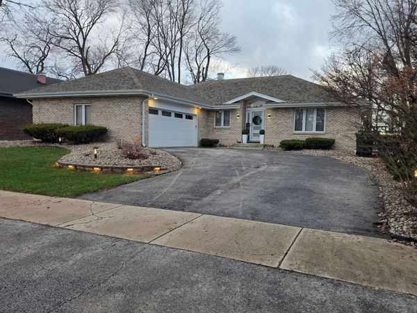 1844 180th Place, Lansing, IL 60438