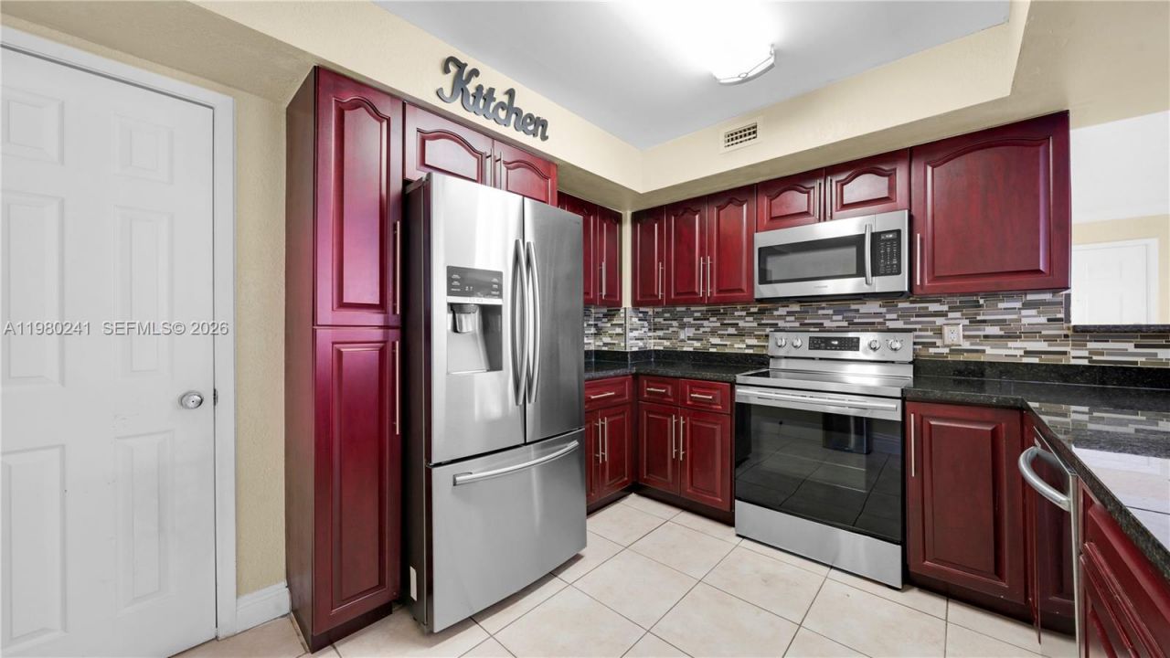 15050 SW 103rd Ter , Unit 7108, Miami, FL 33196 Photo