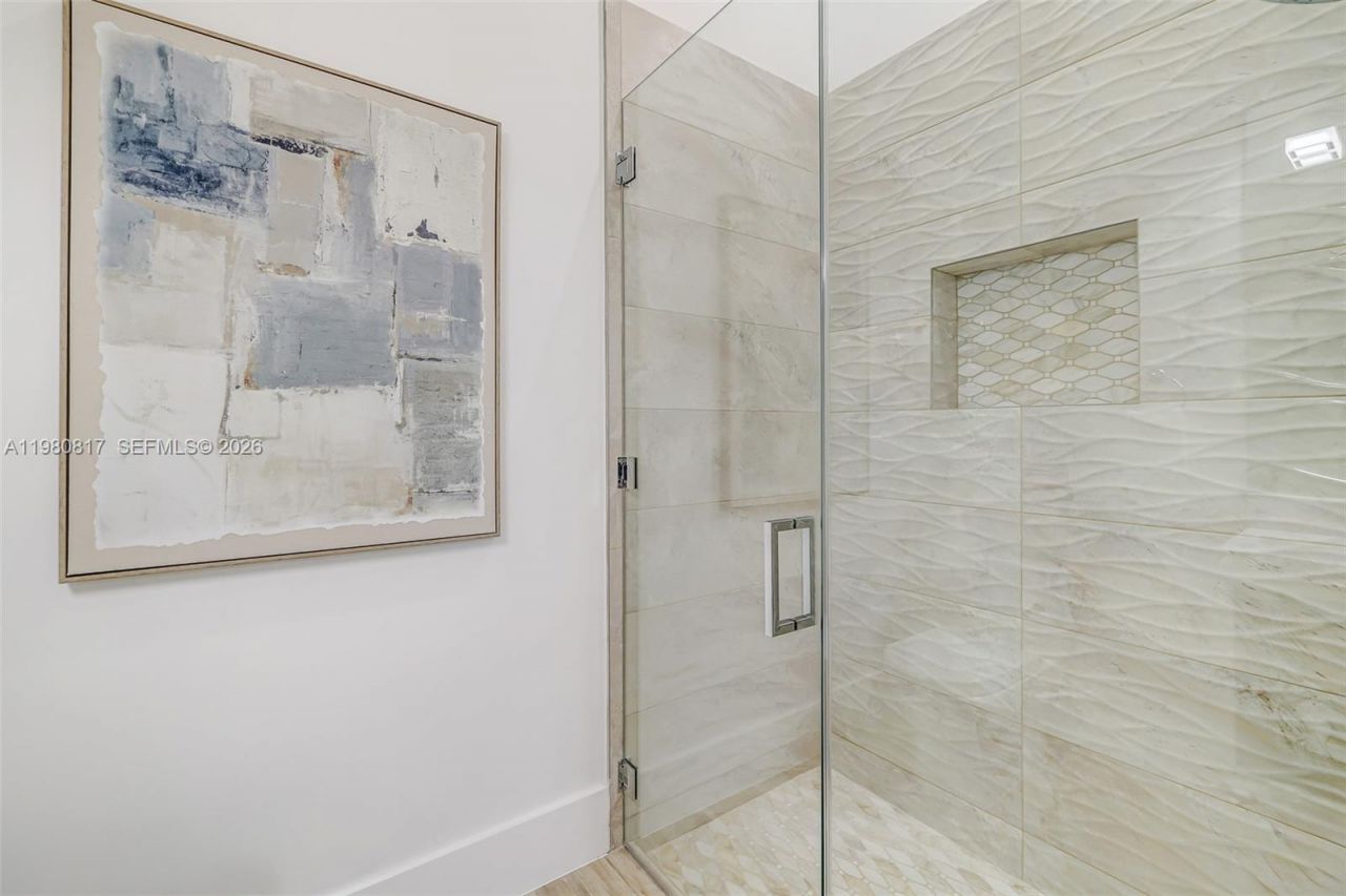 11412 NE 8th Ave , Biscayne Park, FL 33161 Photo