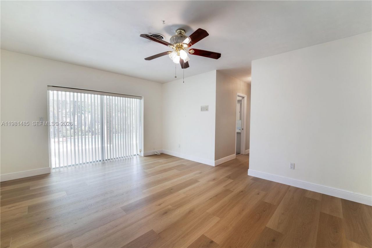 7970 SW 146th St, Palmetto Bay, FL 33158 Photo