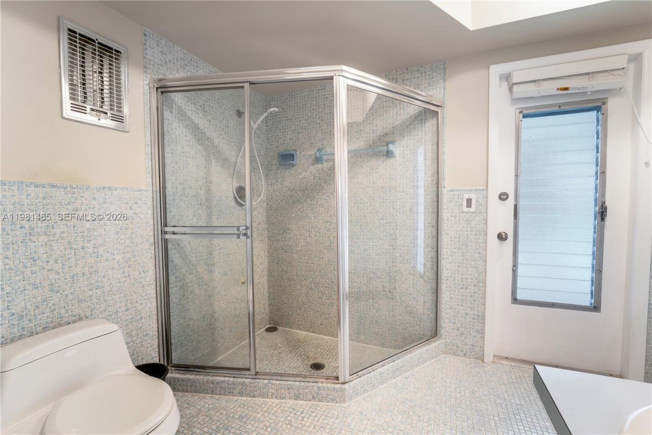 7970 SW 146th St, Palmetto Bay, FL 33158 Photo