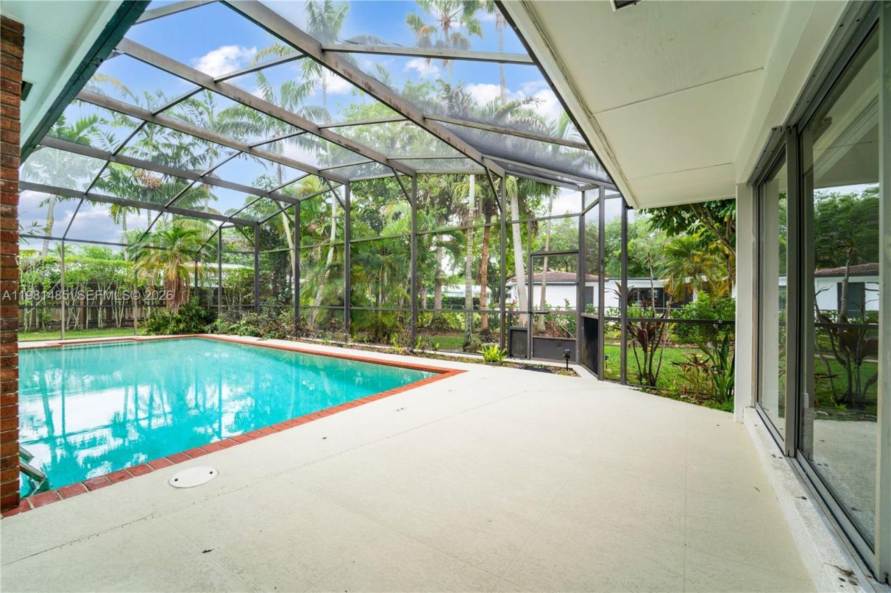 7970 SW 146th St, Palmetto Bay, FL 33158 Photo