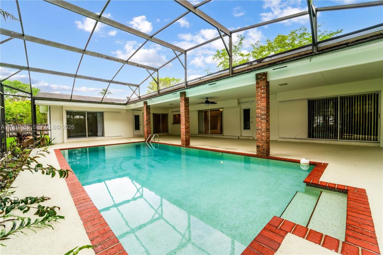 7970 SW 146th St, Palmetto Bay, FL 33158 Photo