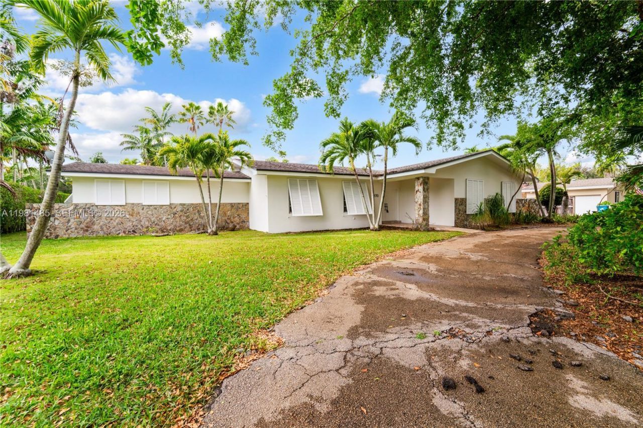 7970 SW 146th St, Palmetto Bay, FL 33158 Photo