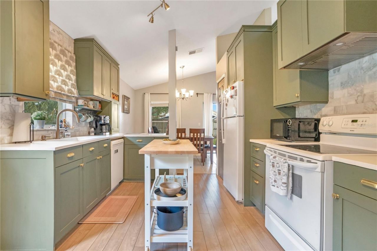 12105 Harkness Court , Orlando, FL 32828 Photo