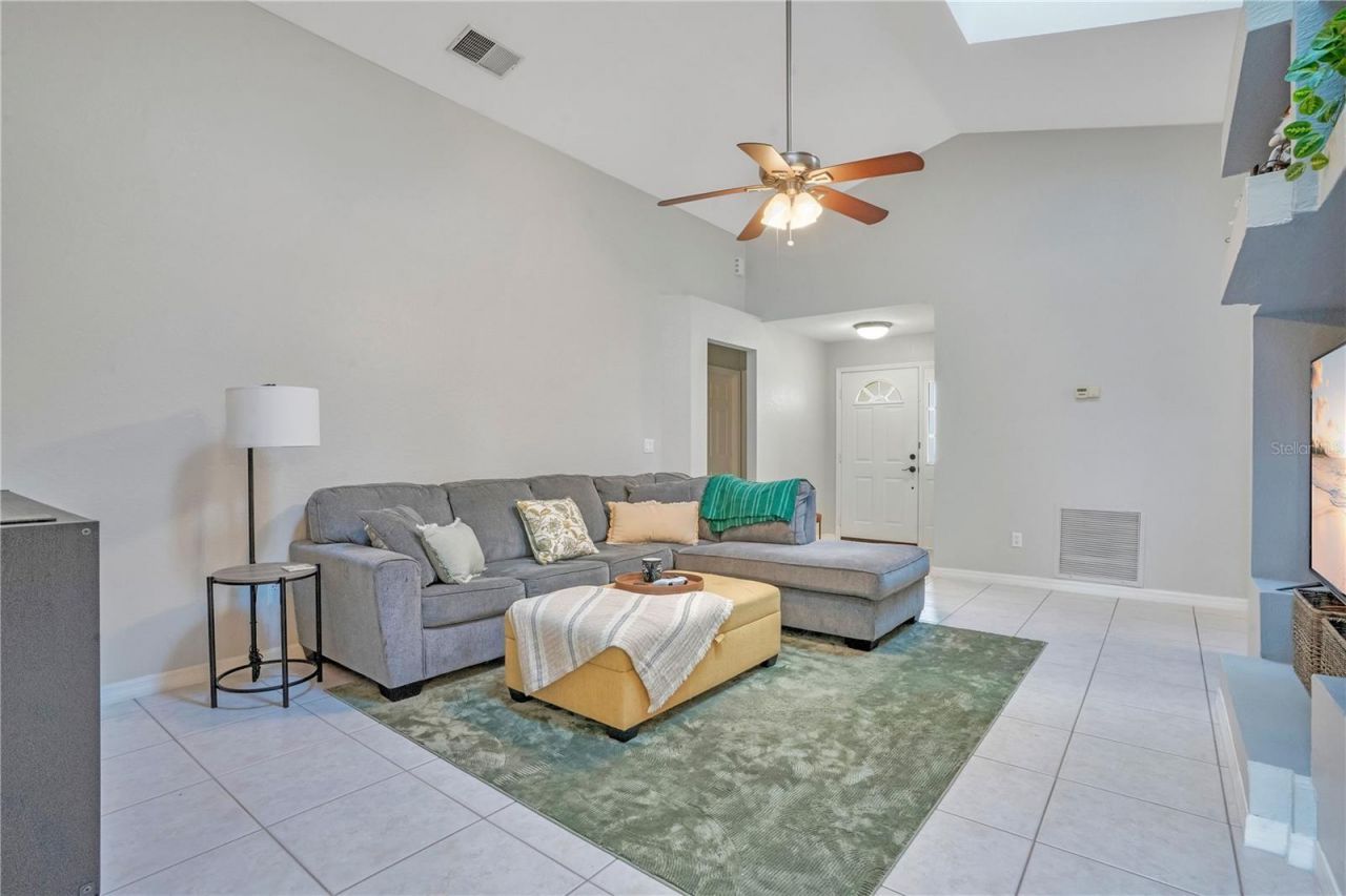 12105 Harkness Court , Orlando, FL 32828 Photo