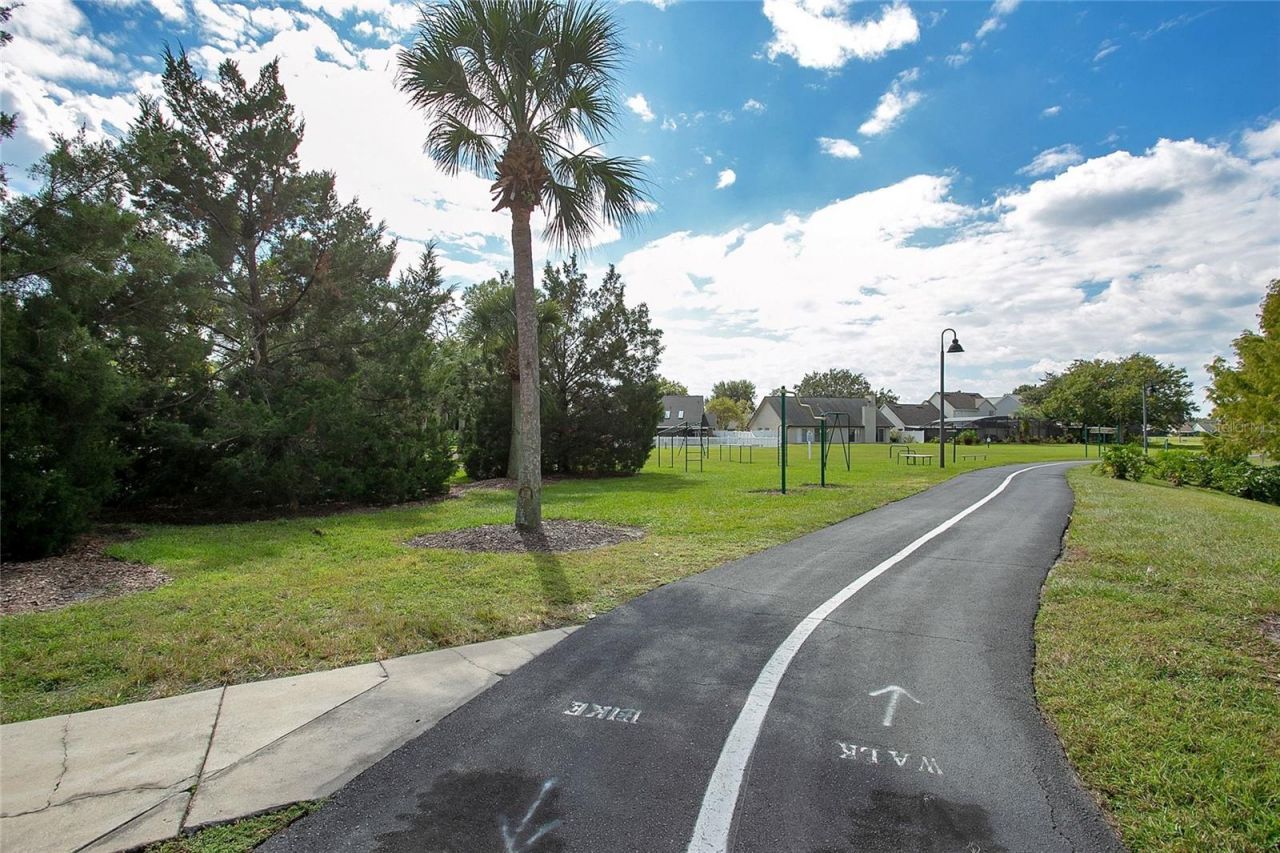 12105 Harkness Court , Orlando, FL 32828 Photo